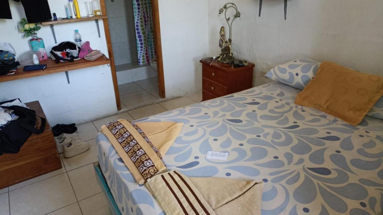 Hostal Cabañas Don Jorge Puerto Baquerizo Moreno Exterior foto